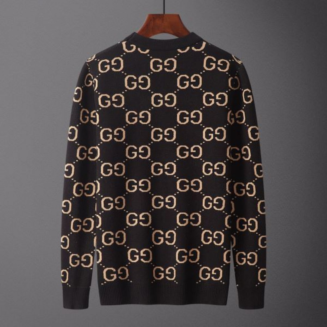 流行を先取りした GUCCI グッチ スーパーコピー セーター 魅惑のシルエット