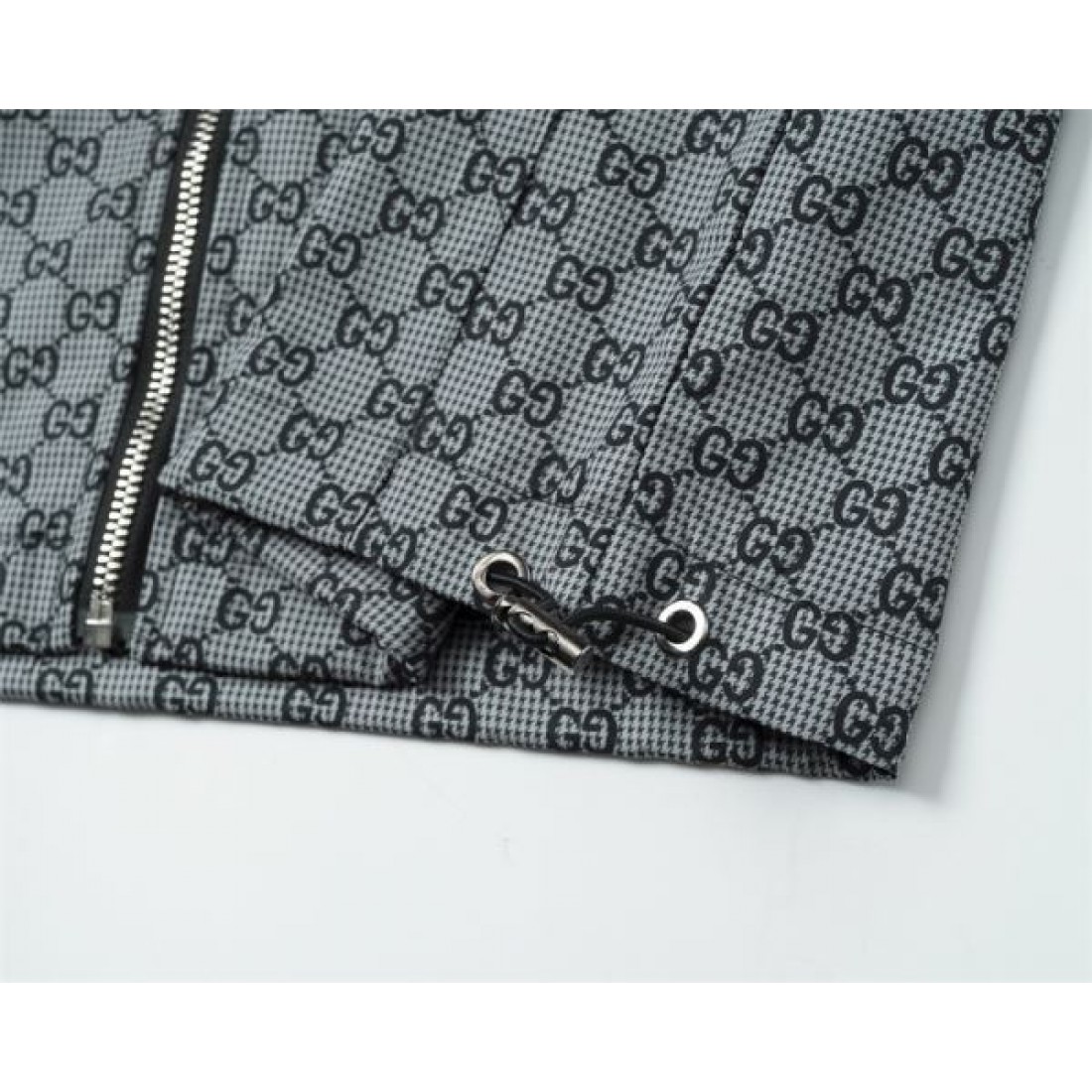 エレガントで雰囲気の GUCCI グッチ スーパーコピー コート ラグジュアリー