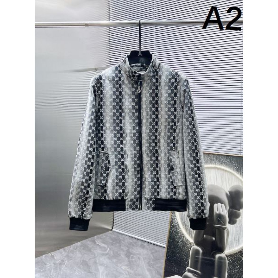 華やかでラグジュアリーな スーパーコピー コート GUCCI グッチ ゴージャス
