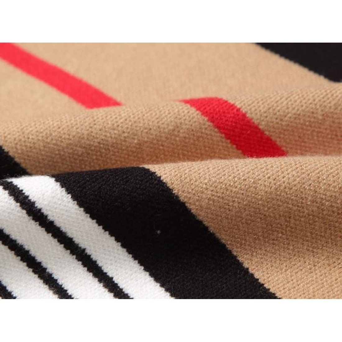 暖かみある上品な BURBERRY バーバリー スーパーコピー セーター クラシカル
