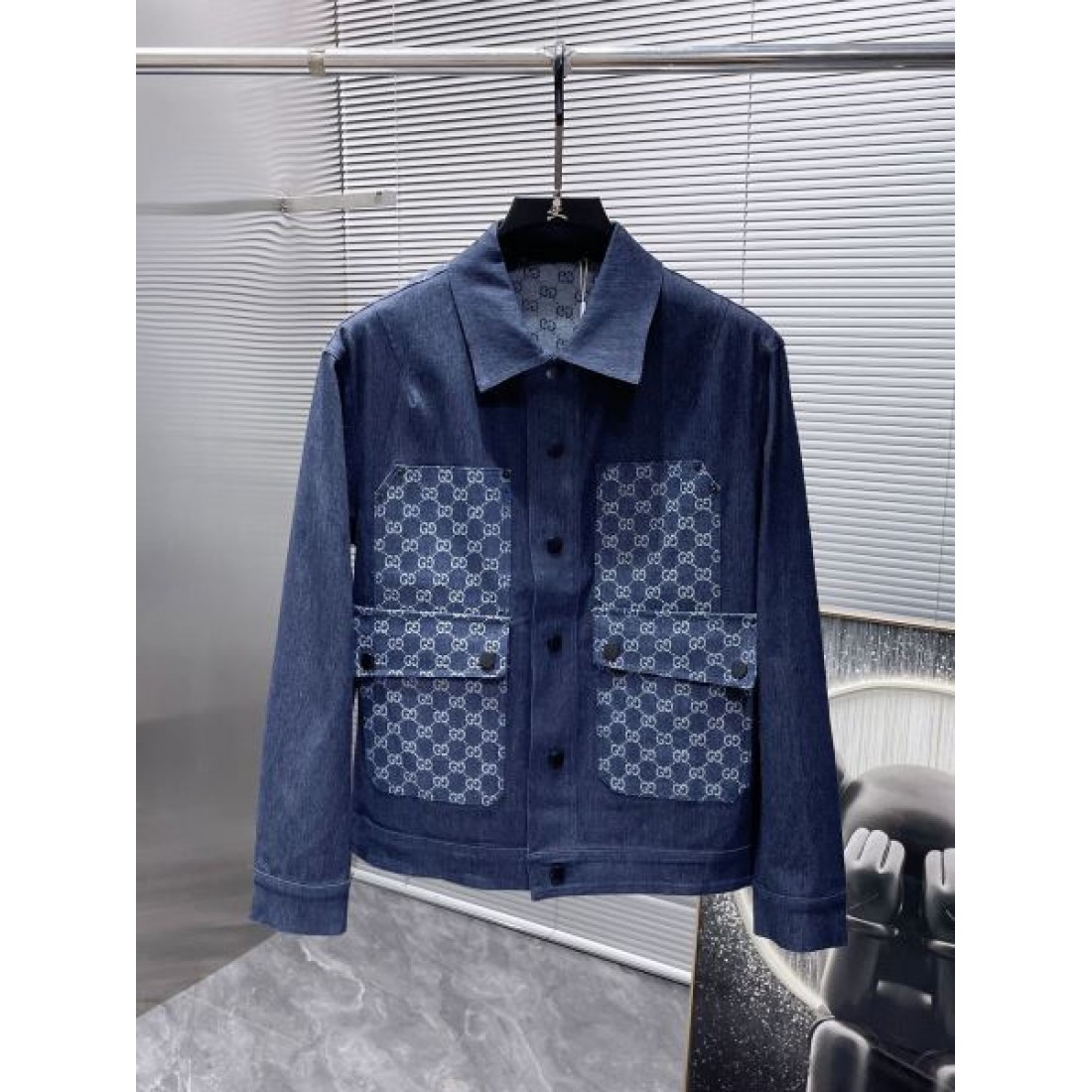 高級志向で洗練された GUCCI グッチ スーパーコピー コート エレガント