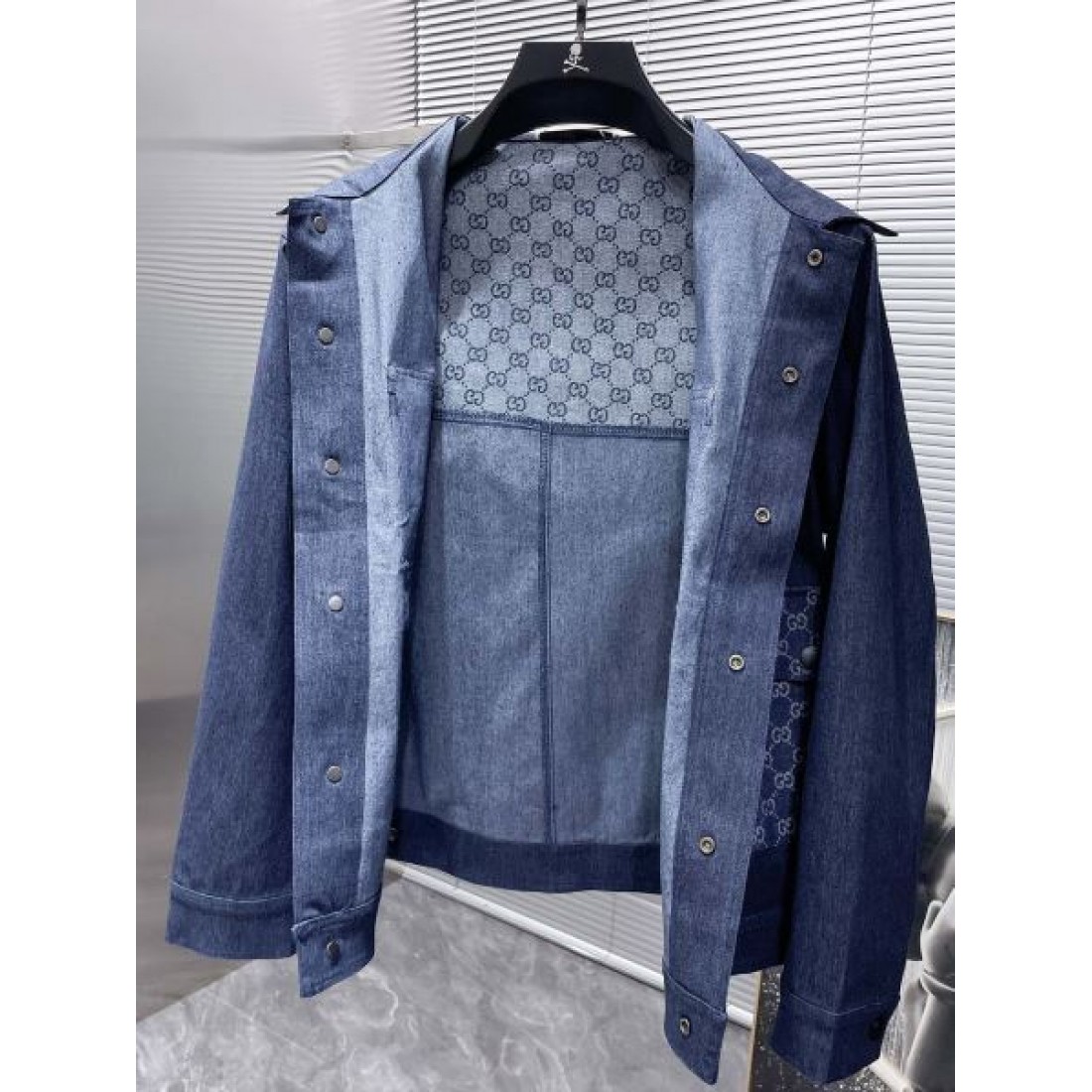 高級志向で洗練された GUCCI グッチ スーパーコピー コート エレガント