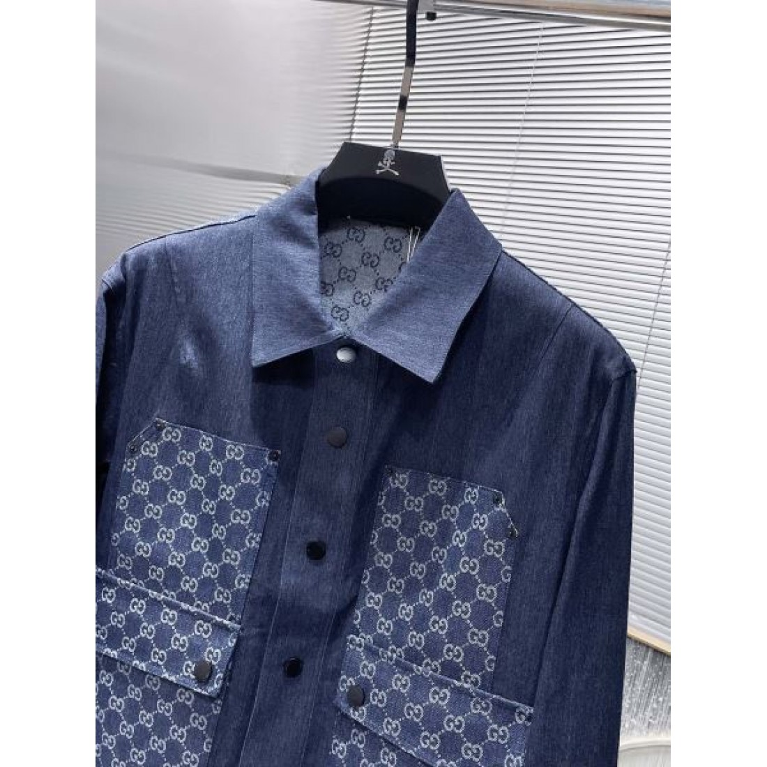 高級志向で洗練された GUCCI グッチ スーパーコピー コート エレガント