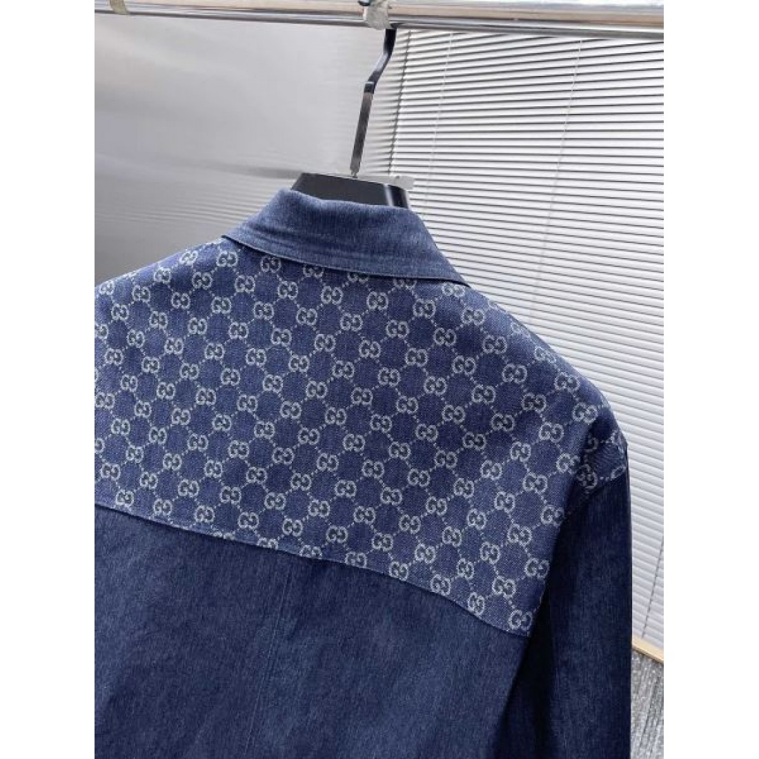 高級志向で洗練された GUCCI グッチ スーパーコピー コート エレガント