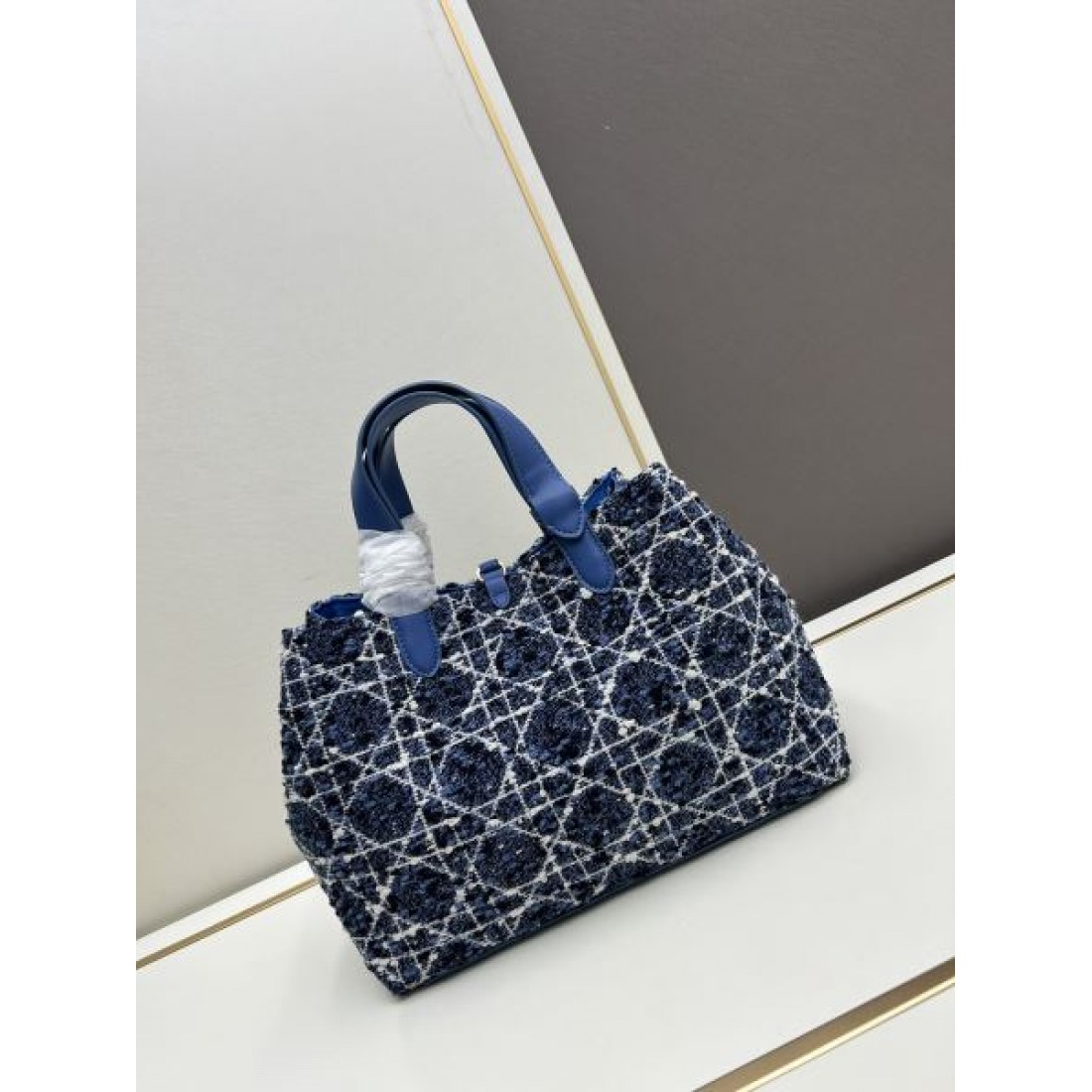 DIOR コピー トートバッグ ディオール シックで注目度の高い逸品