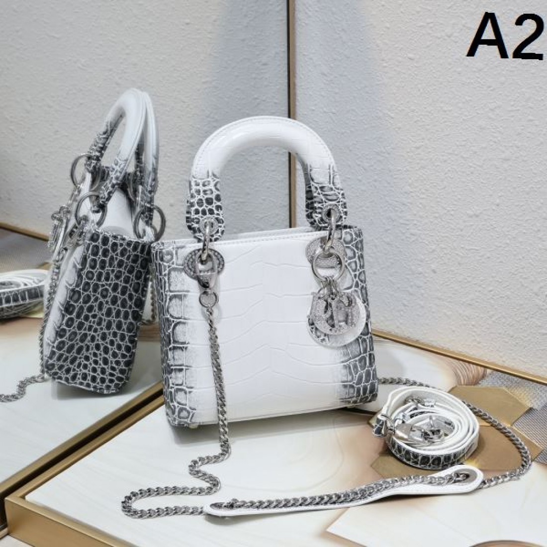 大胆でおしゃれな DIOR ディオール コピー トートバッグ 優雅さが際立つ