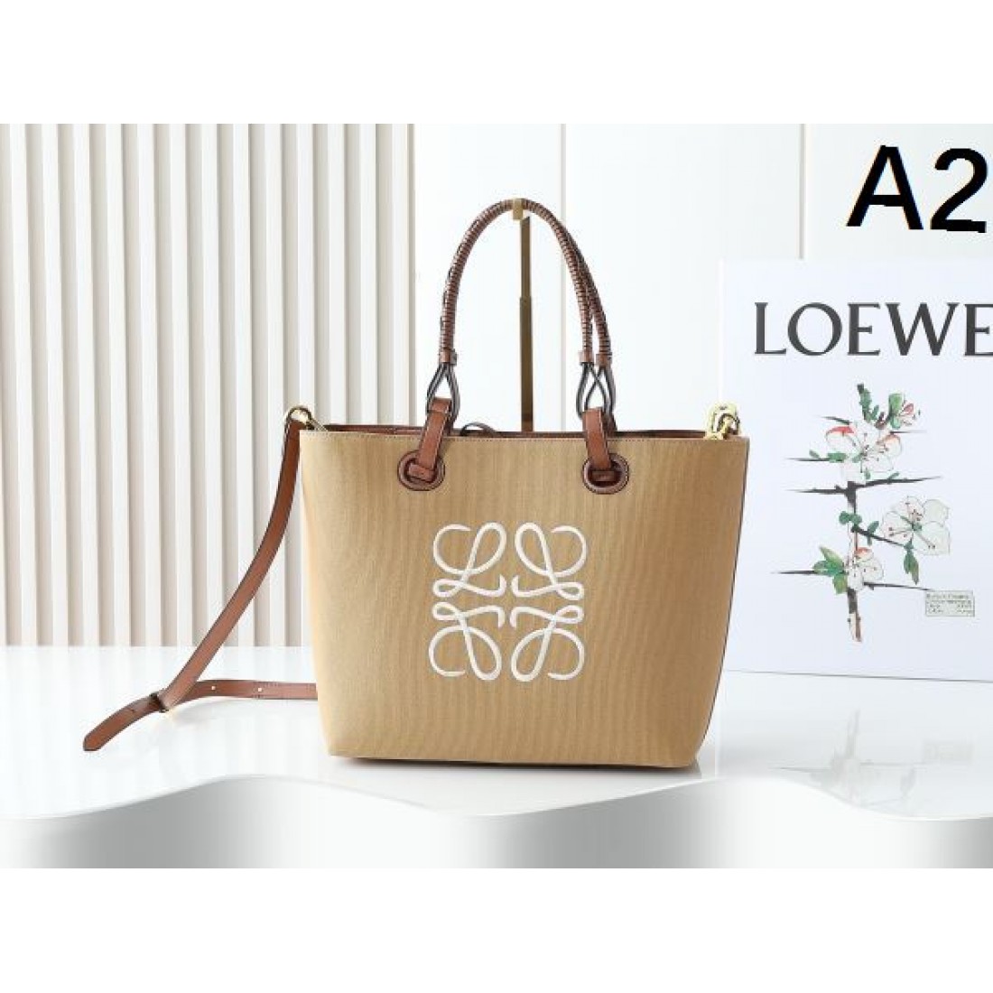 LOEWE ロエベ コピー トートバッグ エレガントな雰囲気で人気急上昇
