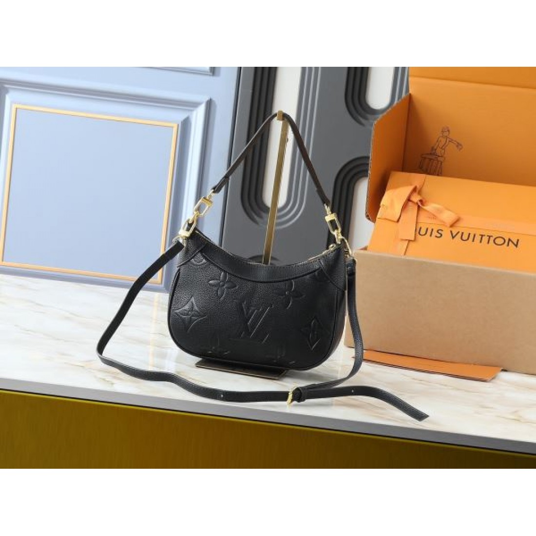  高級感ただよう LOUIS VUITTON ルイヴィトン コピー トートバッグ 洗練された佇まい