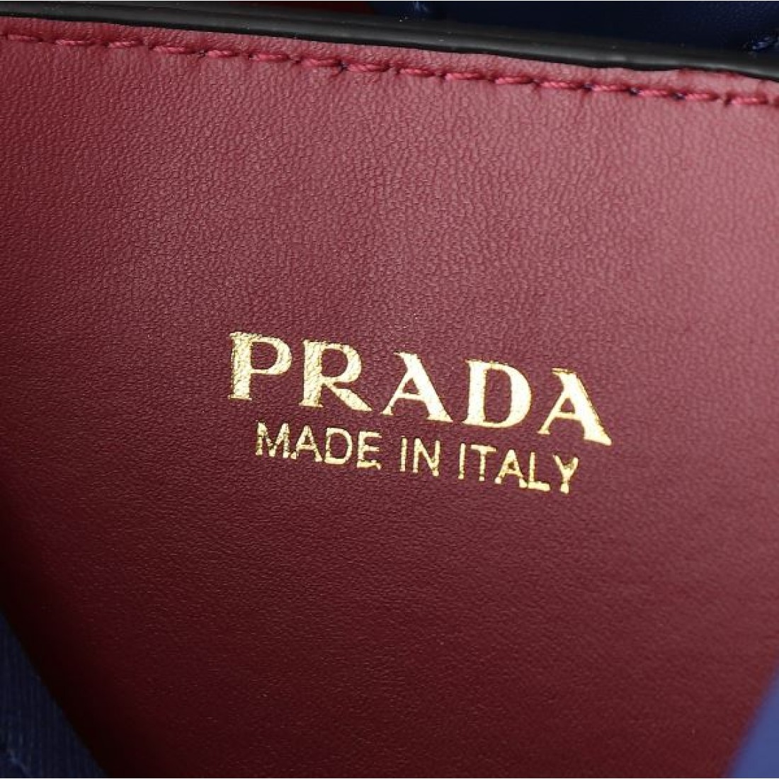 エレガントで魅力的な プラダ スーパーコピー トートバッグ PRADA