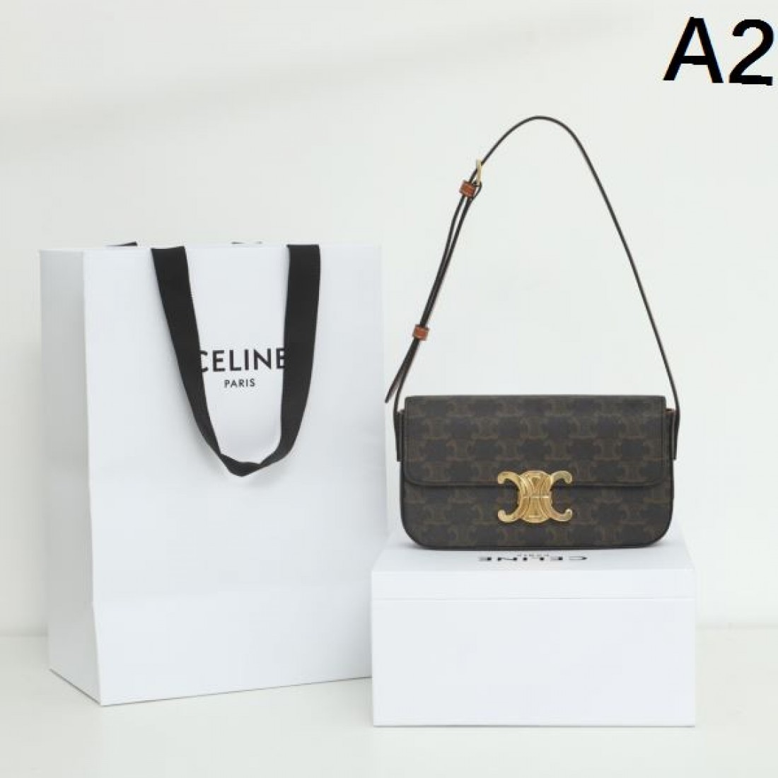 ラグジュアリーでモード感漂う セリーヌ コピー ショルダーバッグ CELINE