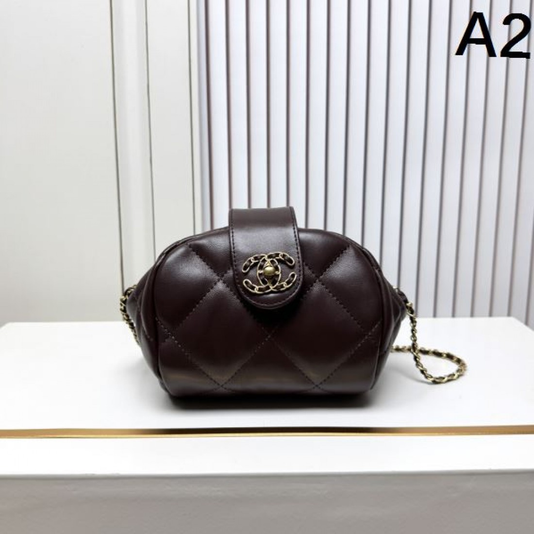 CHANEL シャネル コピー ショルダーバッグ 気品ただよう洗練デザイン