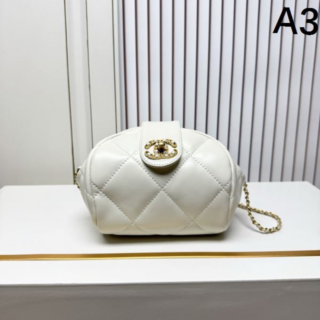 CHANEL シャネル コピー ショルダーバッグ 気品ただよう洗練デザイン