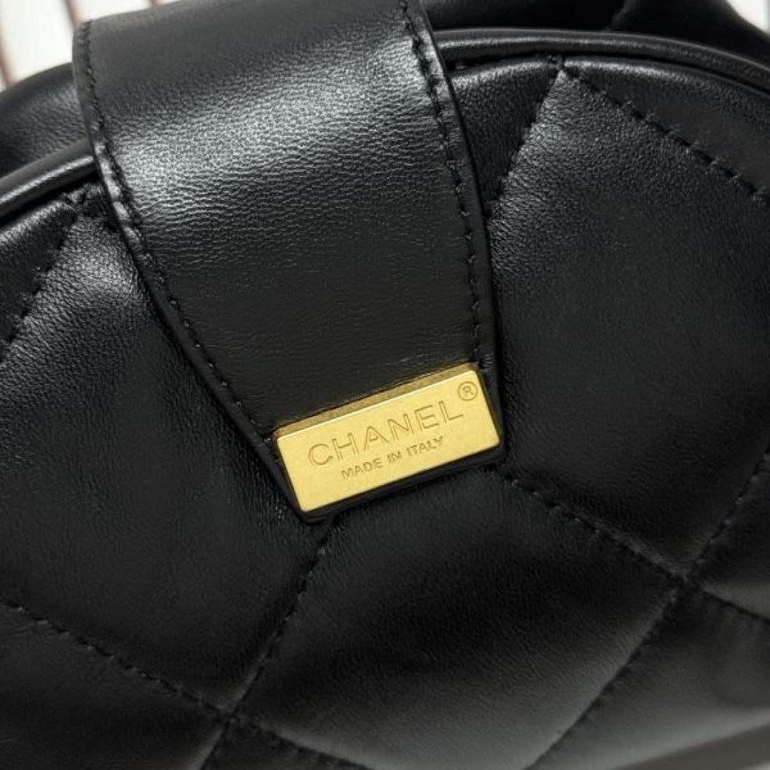 CHANEL シャネル コピー ショルダーバッグ 気品ただよう洗練デザイン