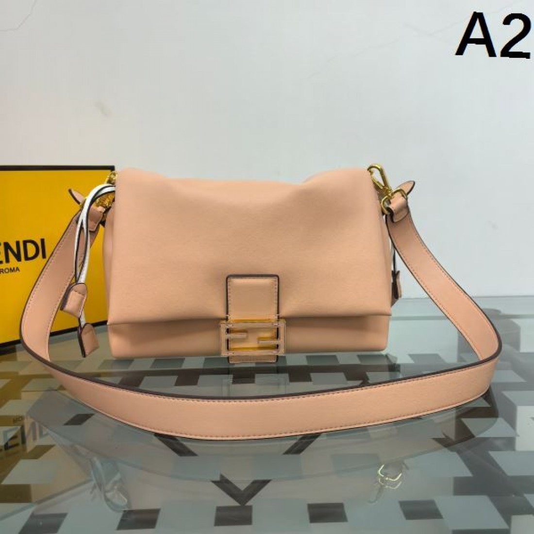  フェンデイ コピー ショルダーバッグ FENDI 贅沢で優美なデザイン
