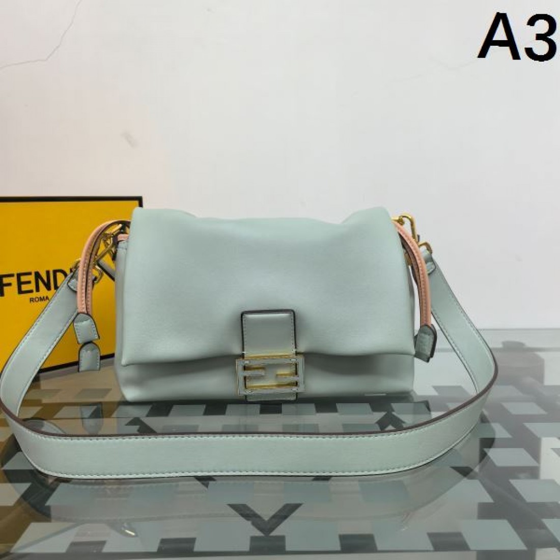  フェンデイ コピー ショルダーバッグ FENDI 贅沢で優美なデザイン