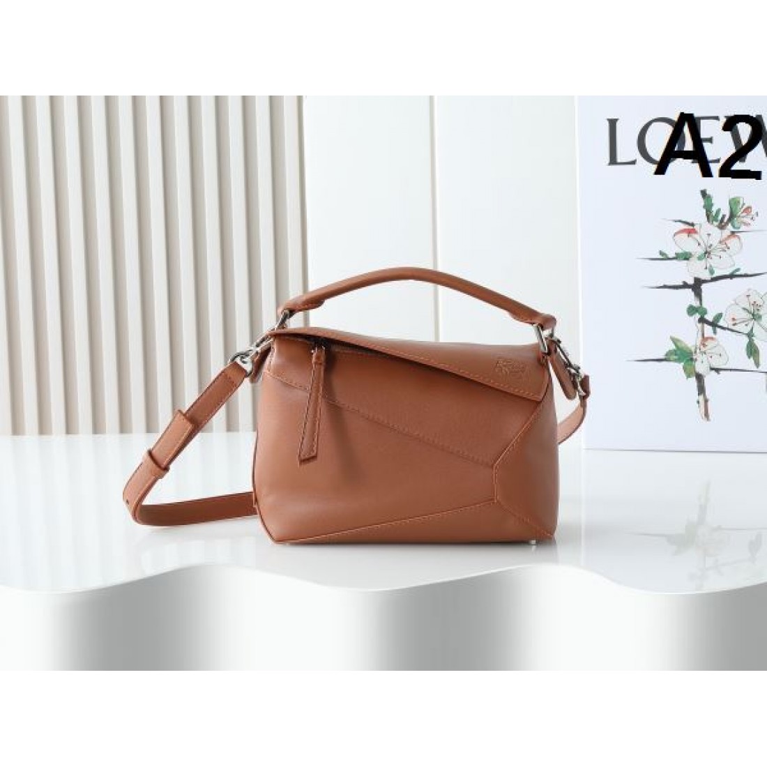 人気急上昇中の LOEWE ロエベ コピー ショルダーバッグ 上品で洗練されたデザイン