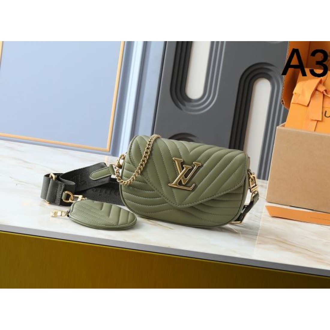 魅力的で華麗な LOUIS VUITTON ルイヴィトン コピー ショルダーバッグ エレガントに