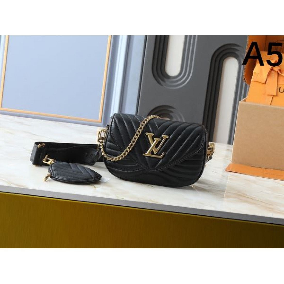 魅力的で華麗な LOUIS VUITTON ルイヴィトン コピー ショルダーバッグ エレガントに