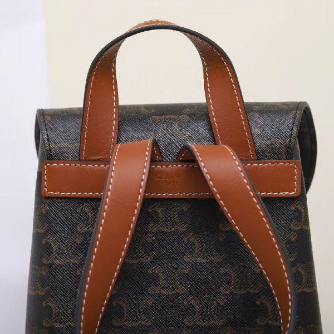 CELINE セリーヌ コピー バックパック エレガントで洗練された