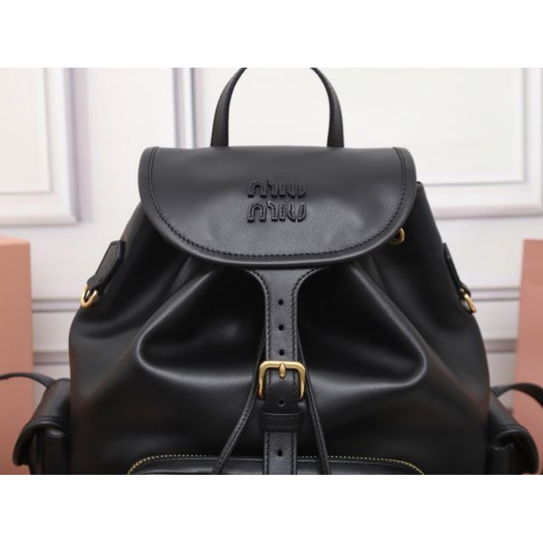  高級感ただよう MIU MIU ミュウミュウ コピー バックパック 魅力的な