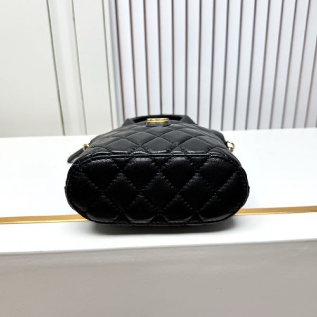 CHANEL シャネル コピー トートバッグ 上質でフェミニンな魅力