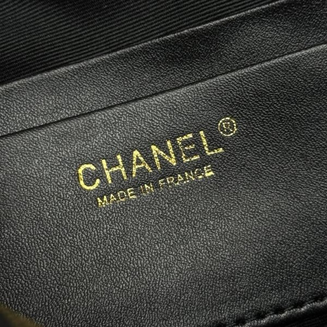 CHANEL シャネル コピー トートバッグ 上質でフェミニンな魅力