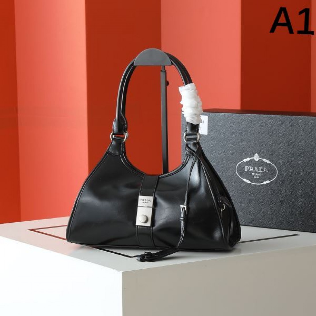 華やかで魅力的な プラダ コピー トートバッグ PRADA 今だけ特別に