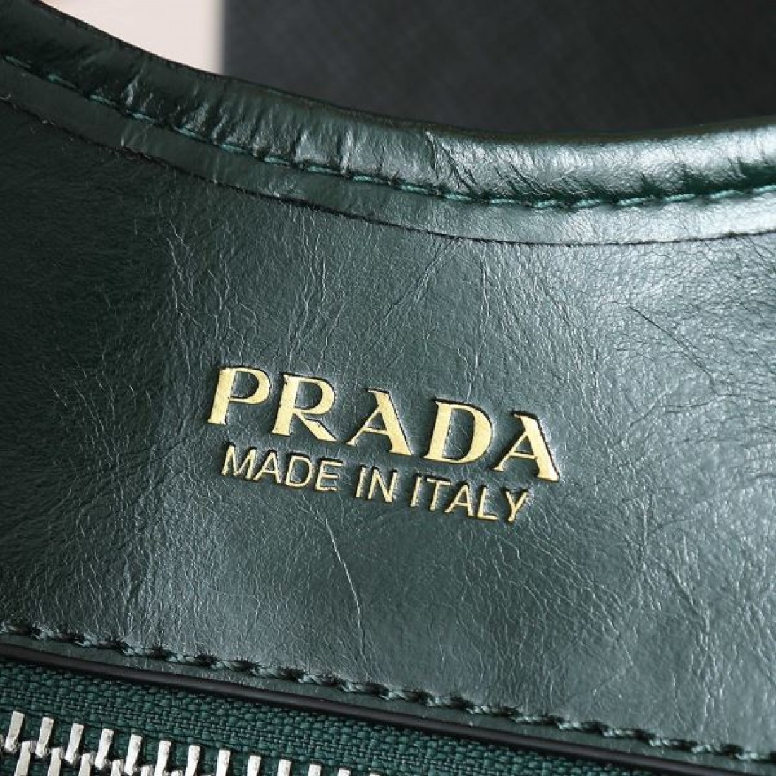 華やかで魅力的な プラダ コピー トートバッグ PRADA 今だけ特別に