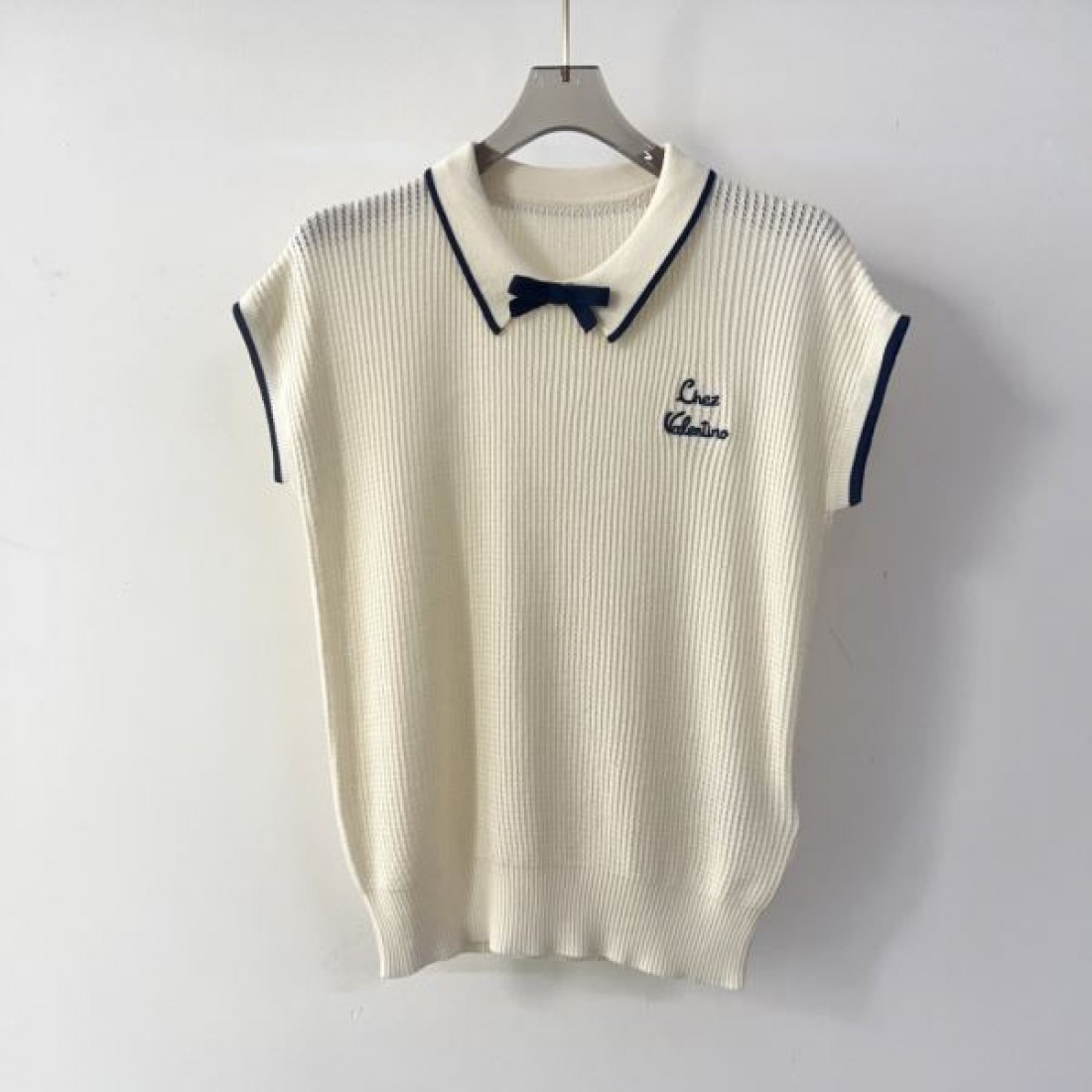 洗練されたモダンな ヴァレンティノ スーパーコピー 半袖 VALENTINO