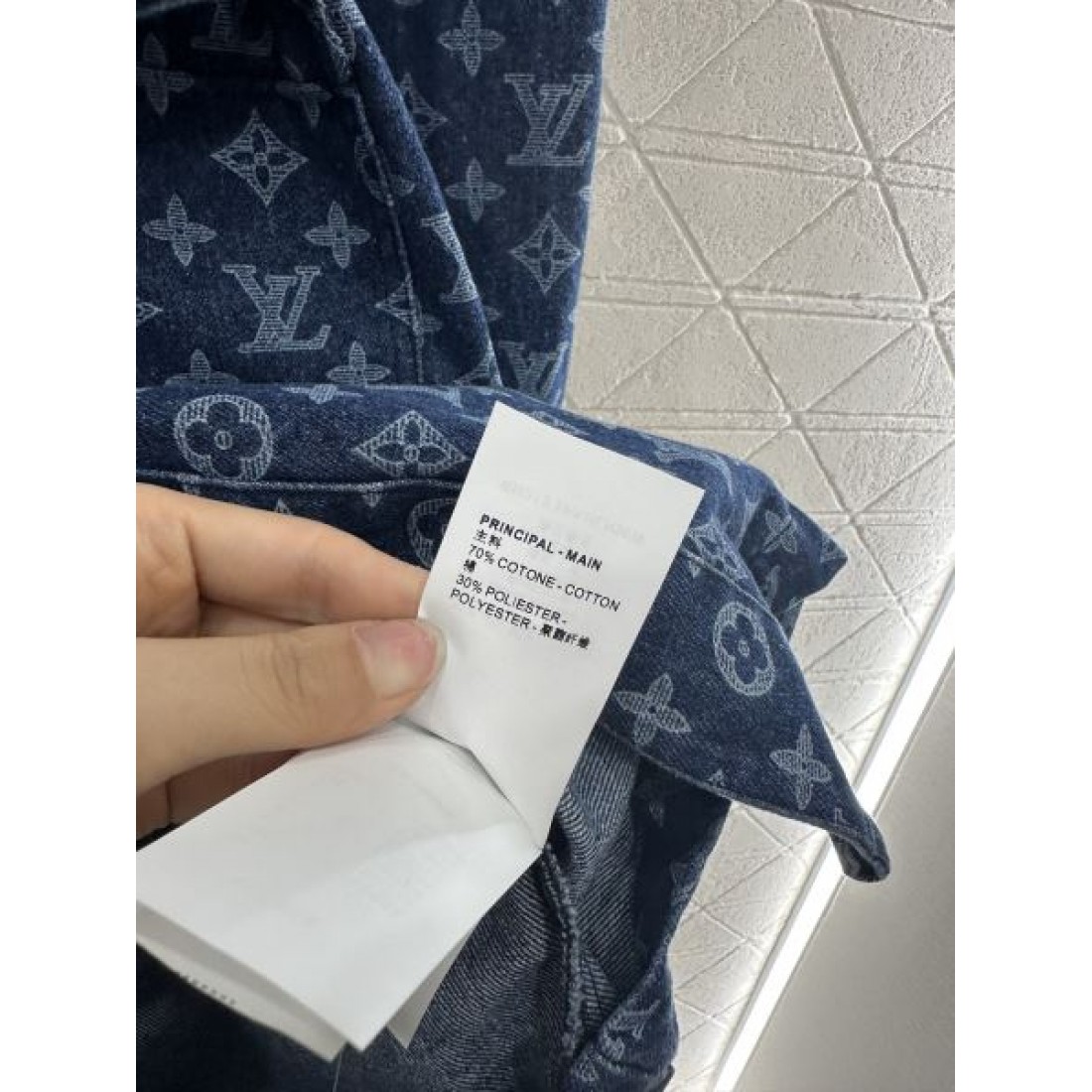 LOUIS VUITTON ルイヴィトン コピー ワンピース 高級感ただよう エレガントなデザイン