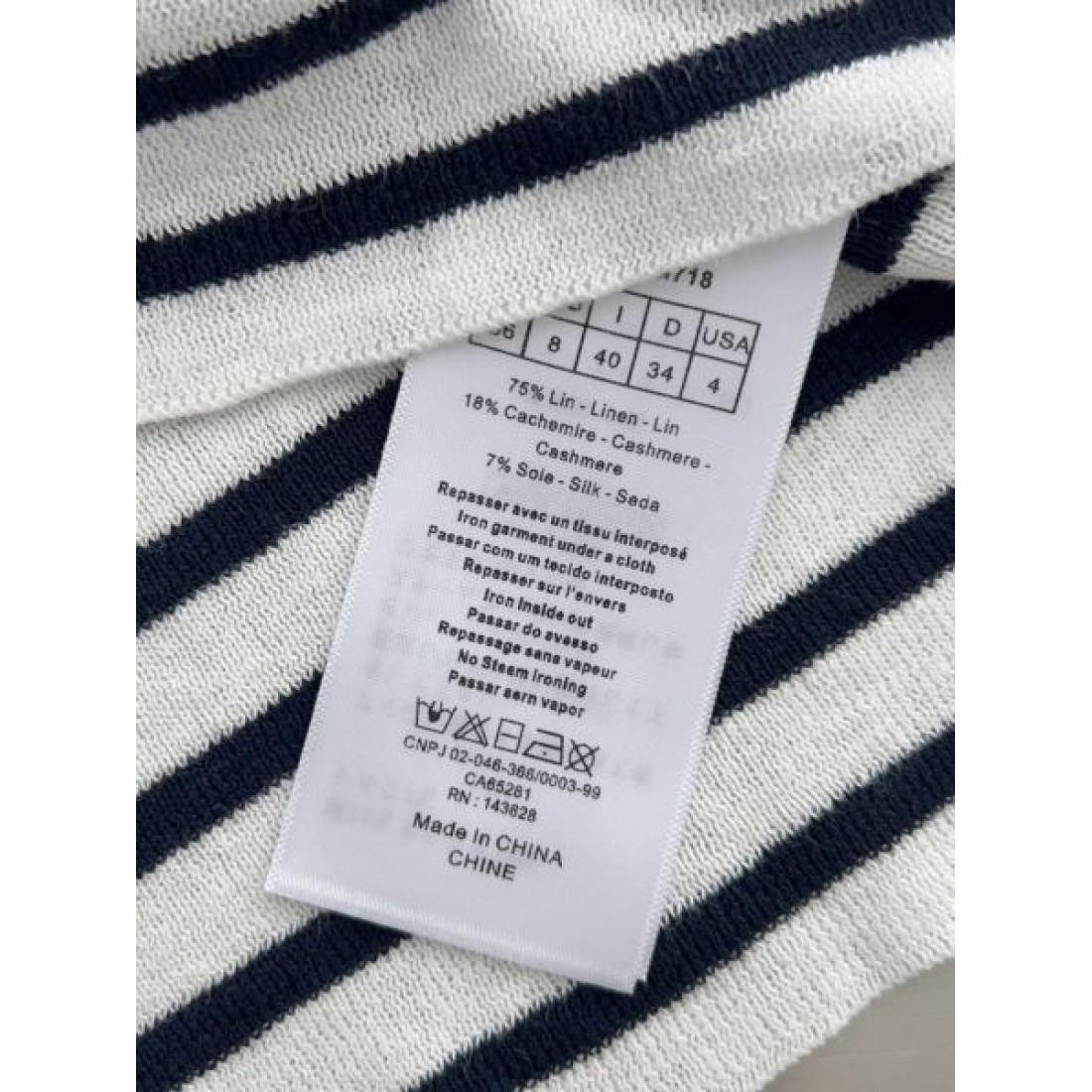 華やかで魅力的な スタイルを叶える DIOR コピー 長袖トップス ディオール