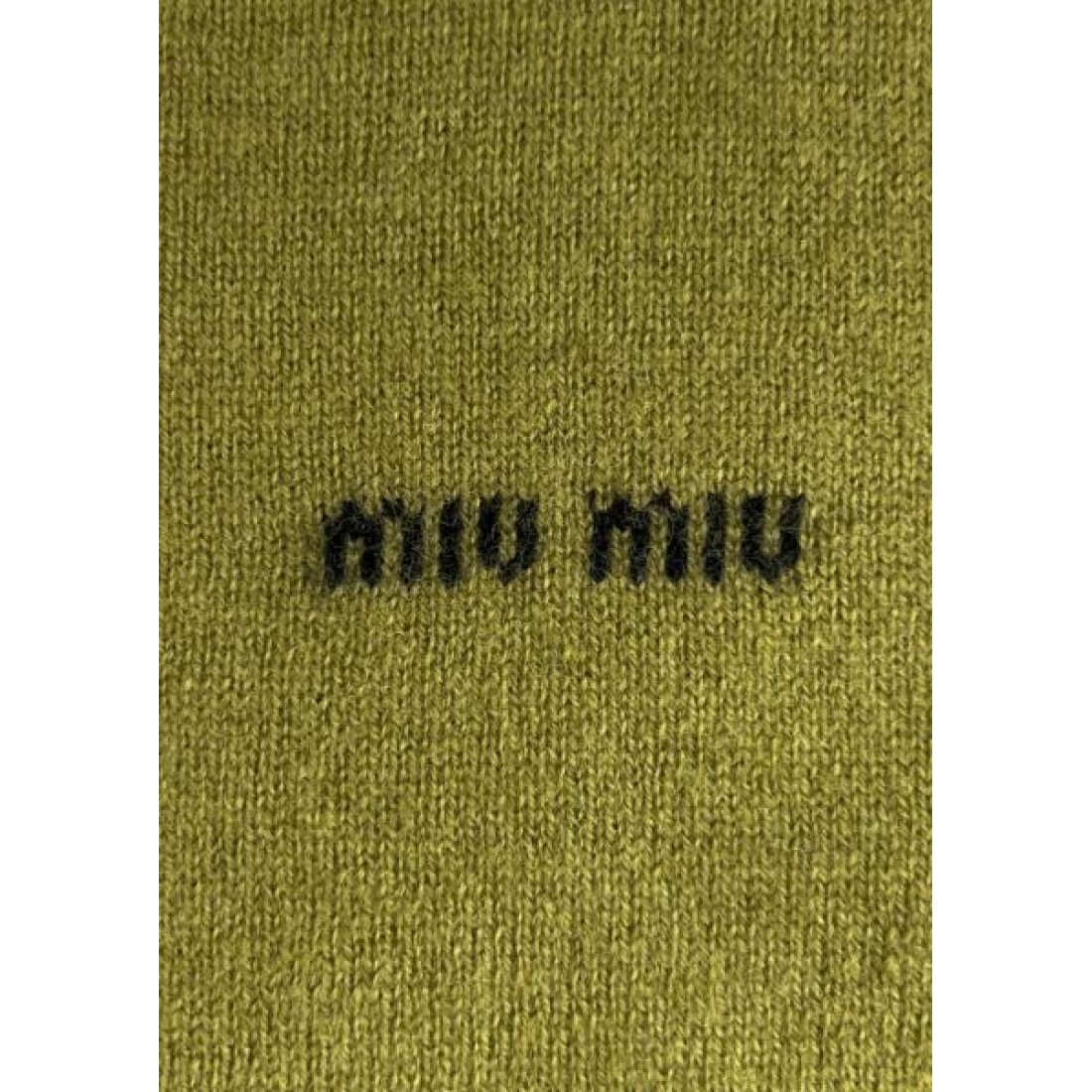 MIU MIU ミュウミュウ コピー カーディガン 高級感漂う 人気のデザイン
