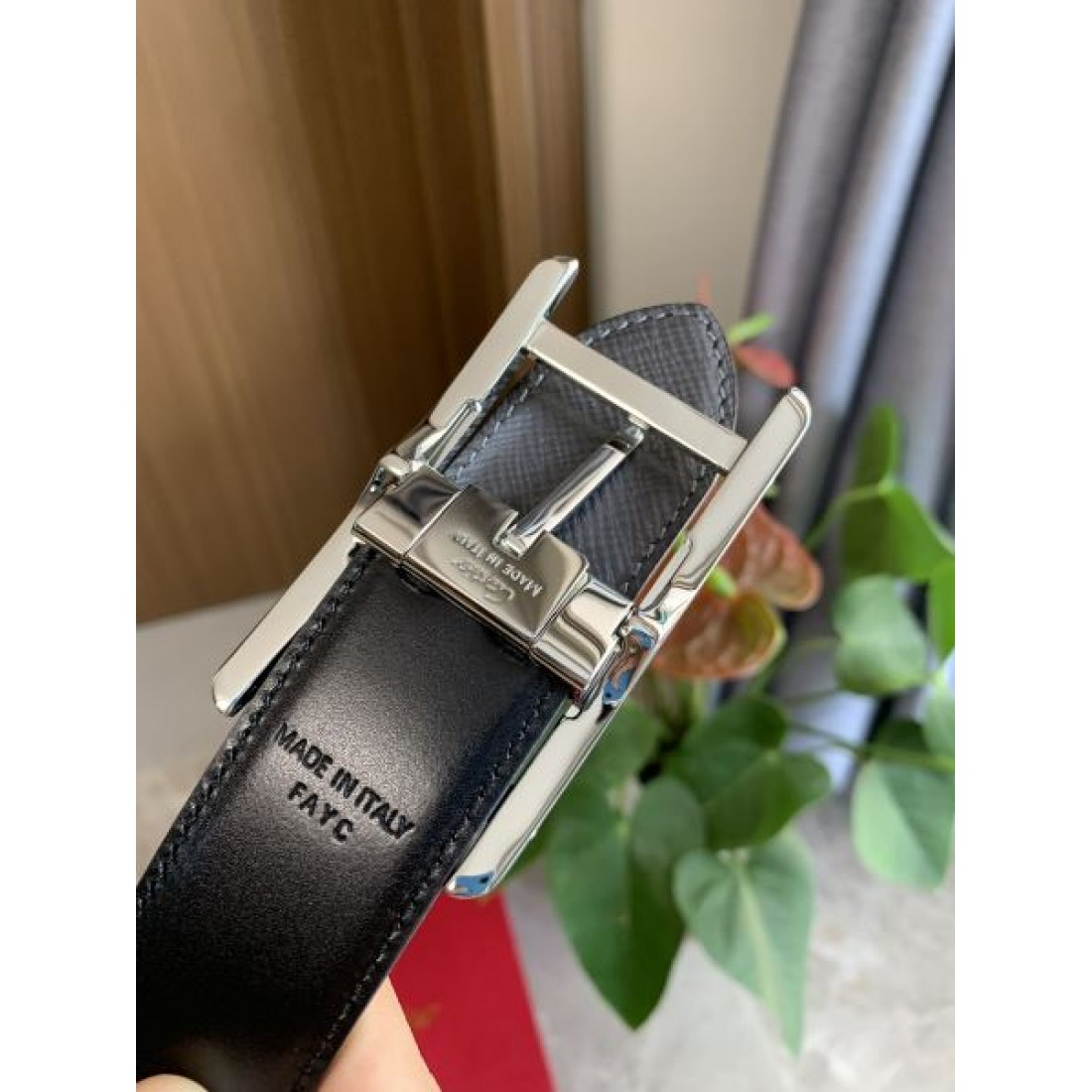 CARTIER カルティエ スーパーコピー ベルト 魅力的なトレンド感で