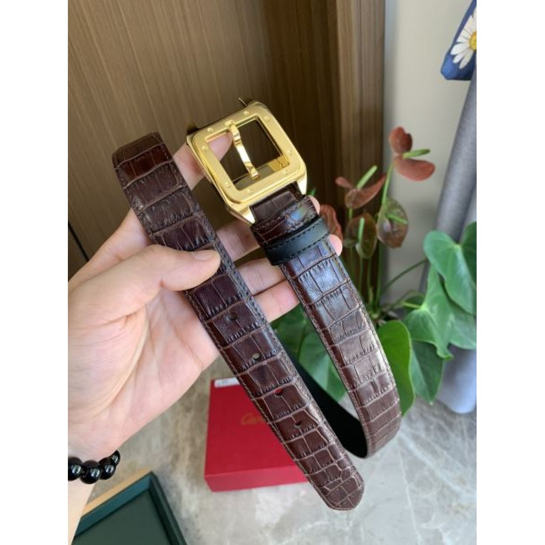 CARTIER スーパーコピー ベルト カルティエ 華やかでクラシカルな雰囲気