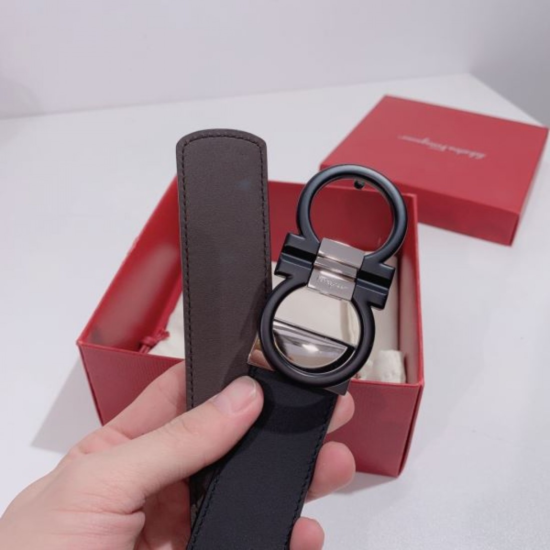 魅惑的で大胆な FERRAGAMO サルヴァトーレ コピー ベルト 存在感のある