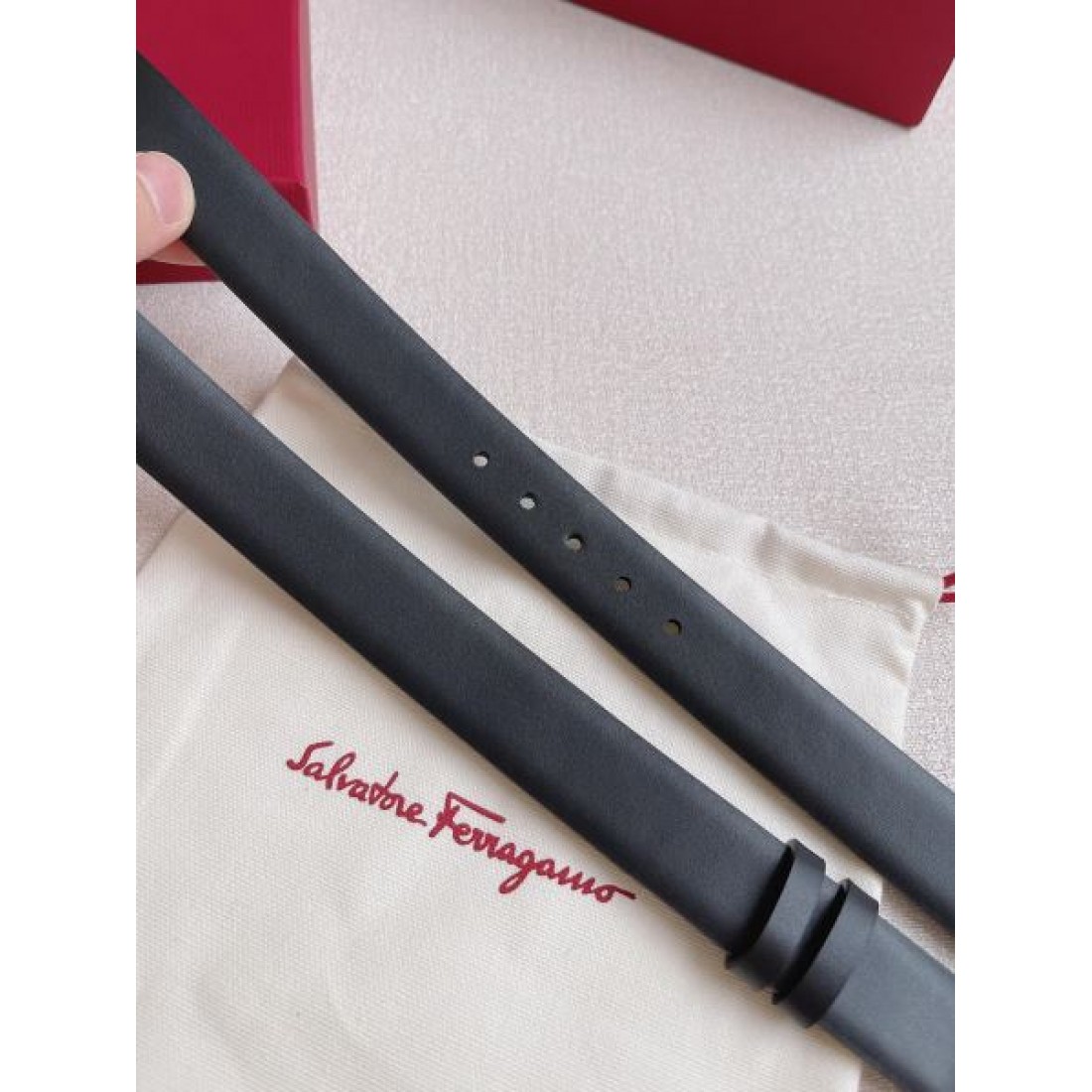 サルヴァトーレ コピー ベルト FERRAGAMO 旬なトレンド感で個性的に