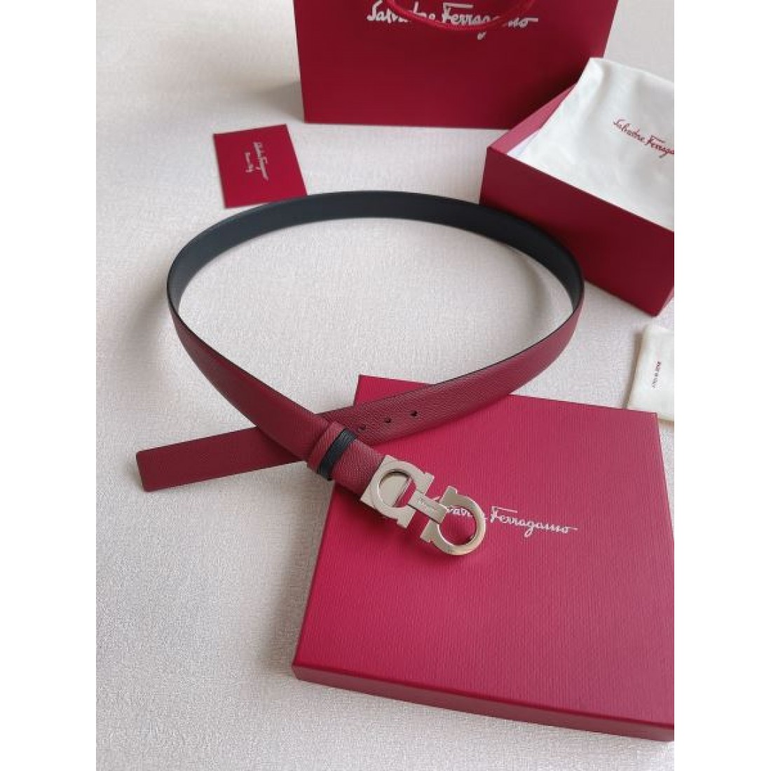  サルヴァトーレ コピー ベルト 上質なスタイルを演出する FERRAGAMO