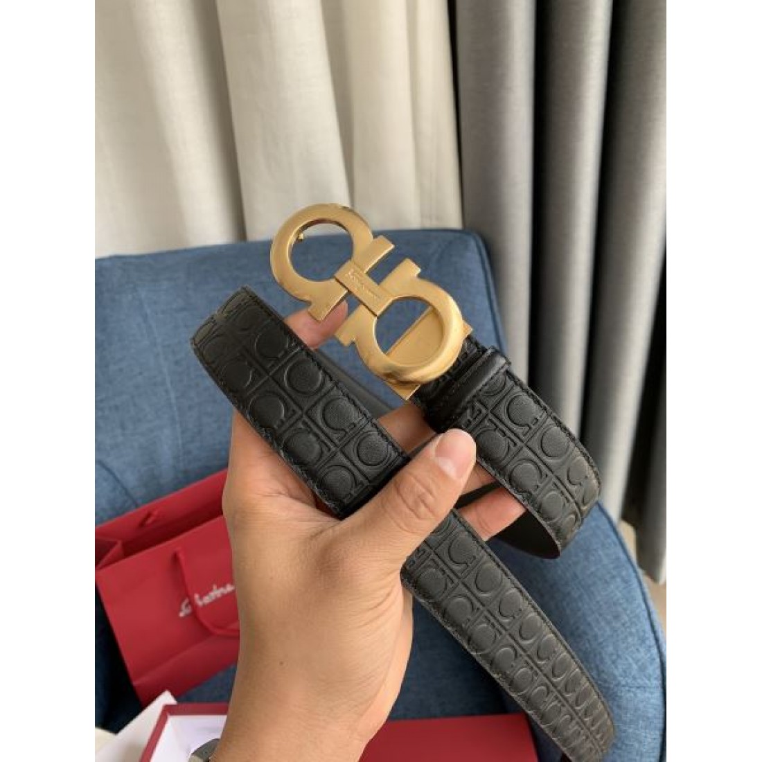 エレガントな雰囲気ただよう FERRAGAMO サルヴァトーレ コピー ベルト 