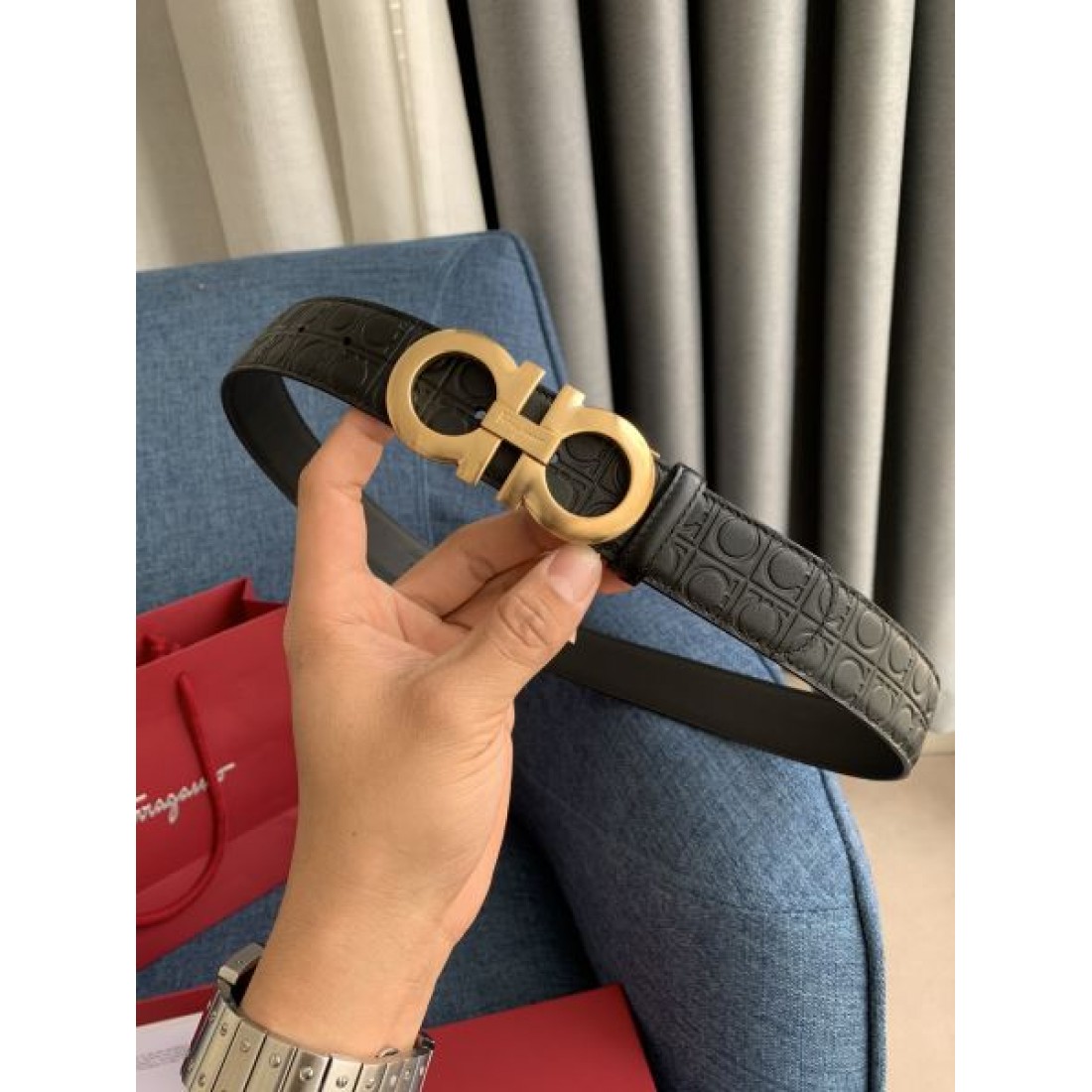 エレガントな雰囲気ただよう FERRAGAMO サルヴァトーレ コピー ベルト 