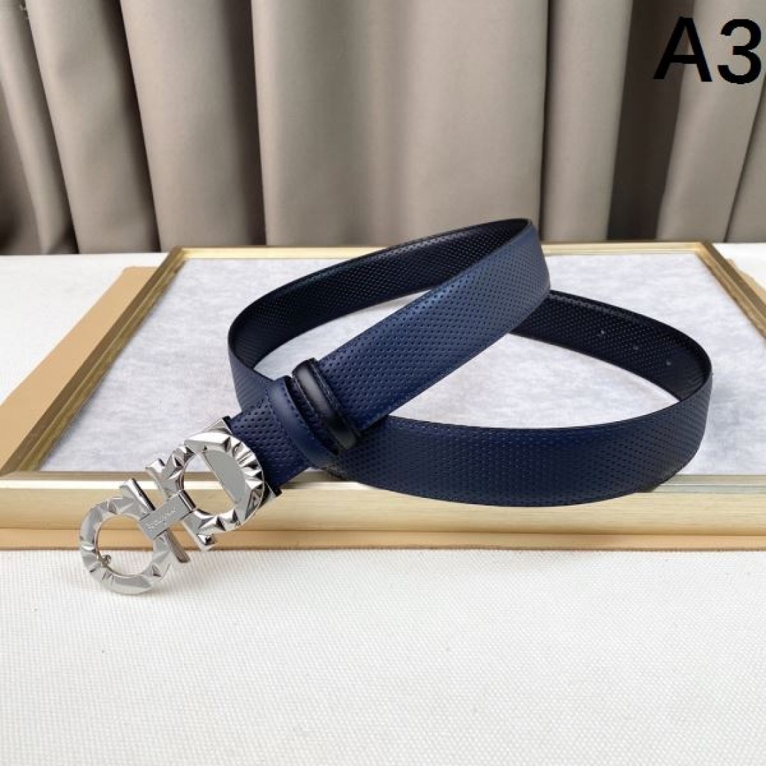 フェラガモ コピー ベルト FERRAGAMO 大人に似合うクラシカルで魅力的な