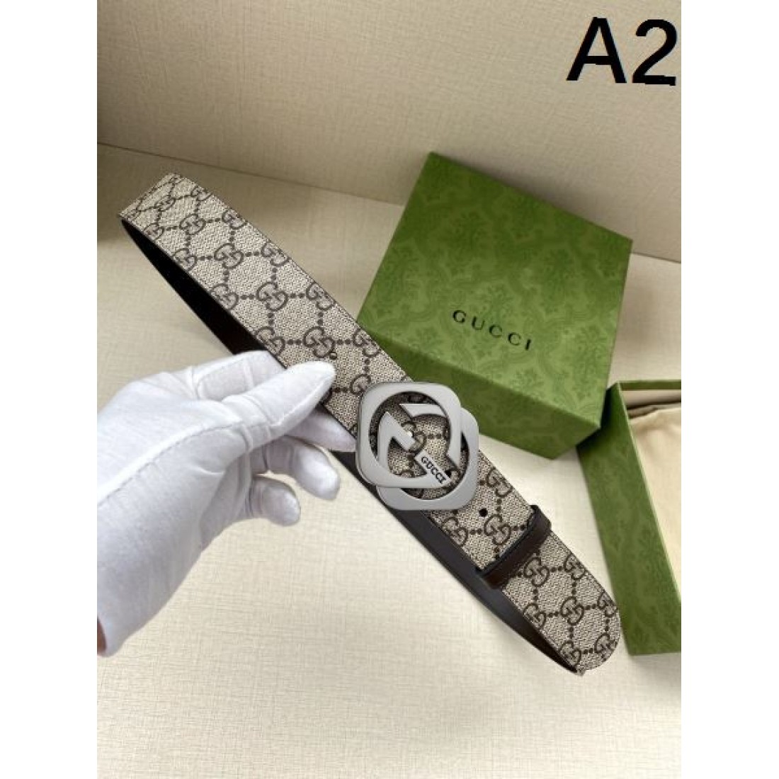  クラシックで重厚感ある グッチ スーパーコピー ベルト GUCCI 高級志向におすすめ