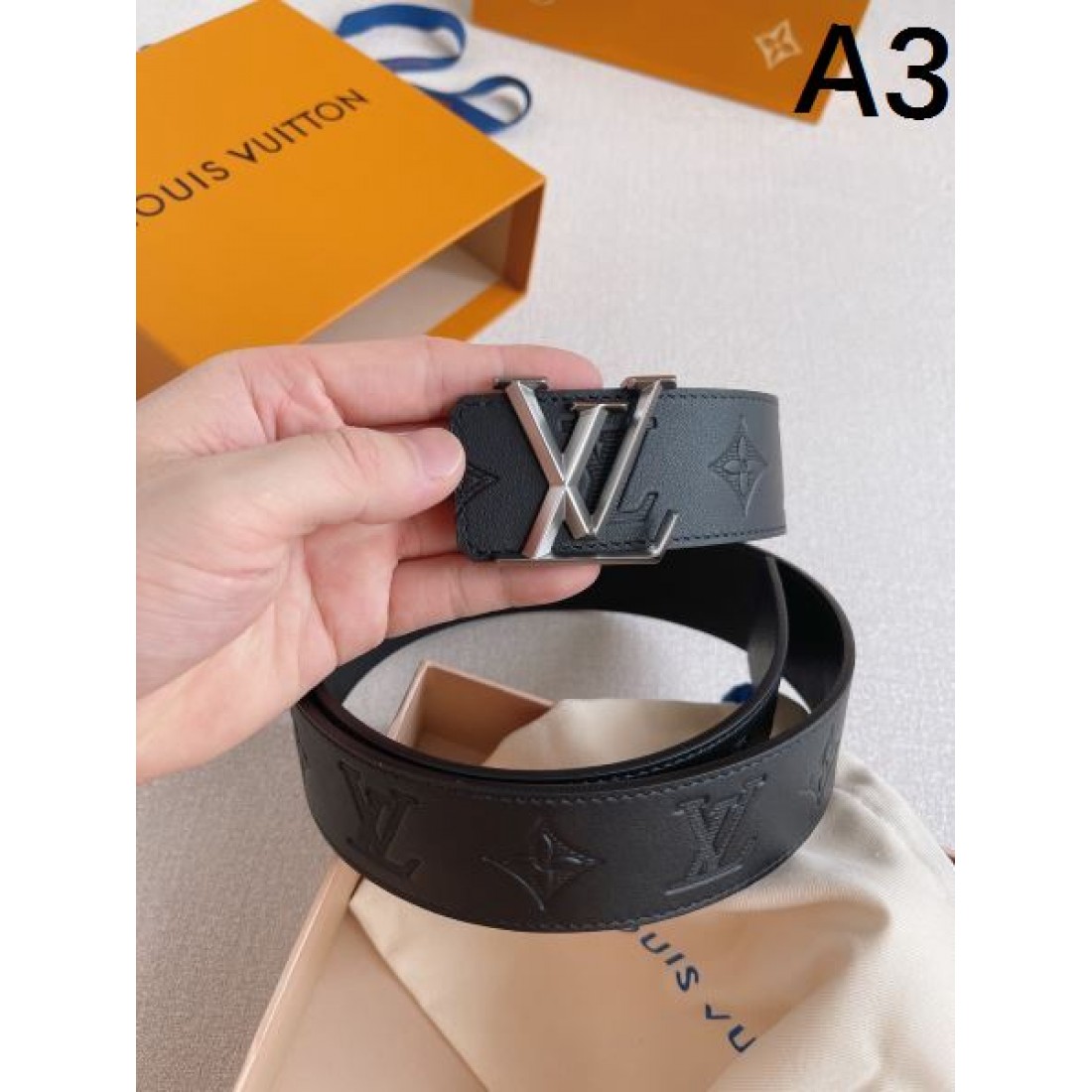 高級感ただよう LOUIS VUITTON ルイ ヴィトン コピー ベルト 洗練された印象