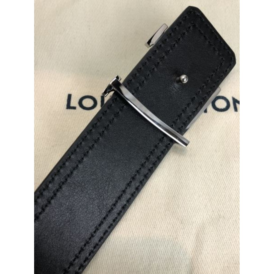ルイ ヴィトン コピー ベルト LOUIS VUITTON 贅沢で洗練された存在感