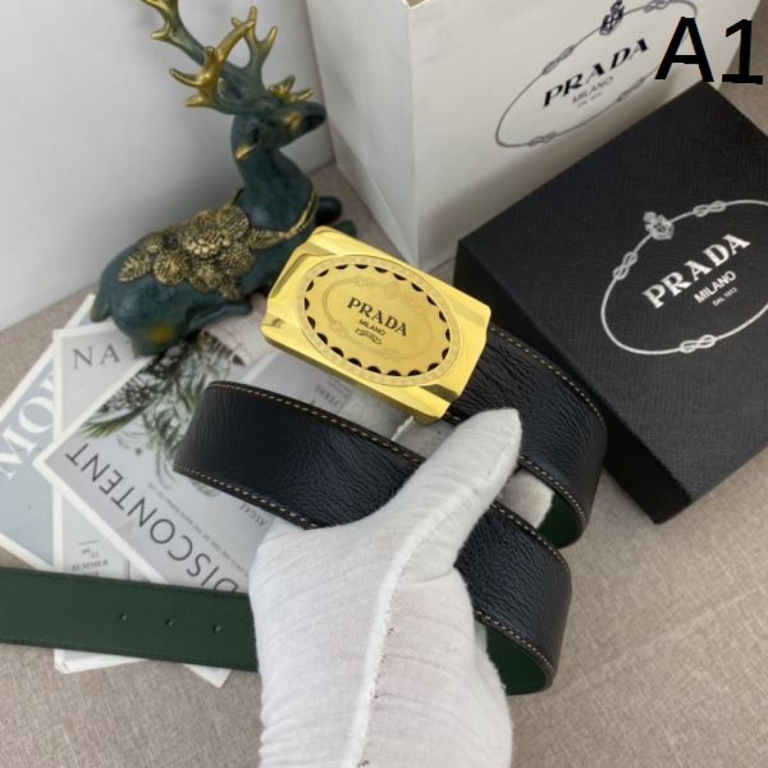 人気急上昇の PRADA プラダ スーパーコピー ベルト 高級感ただようスタイル