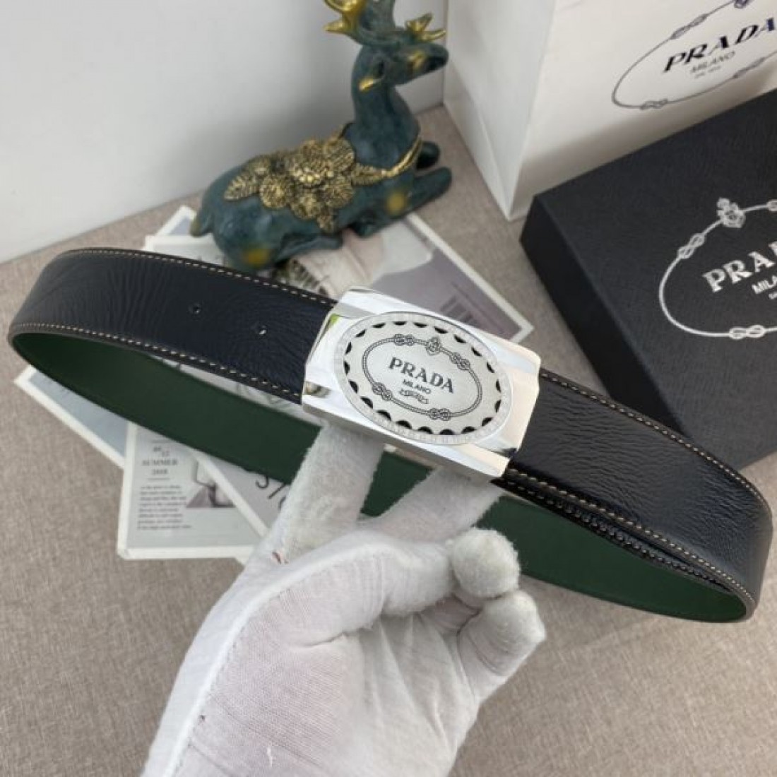  人気急上昇の PRADA プラダ スーパーコピー ベルト 高級感ただようスタイル