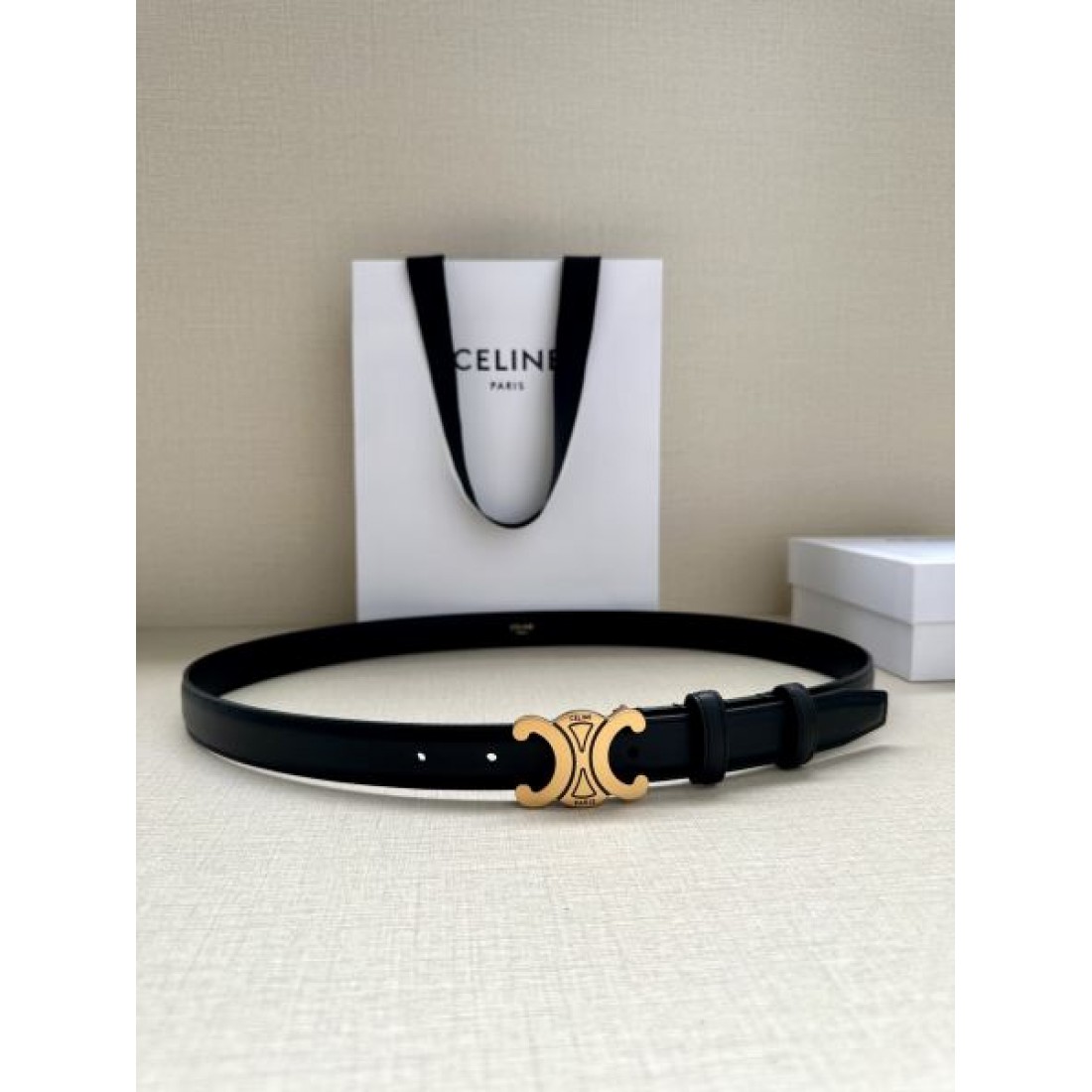 CELINE セリース スーパーコピー ベルト 人気急上昇で魅惑的なデザイン