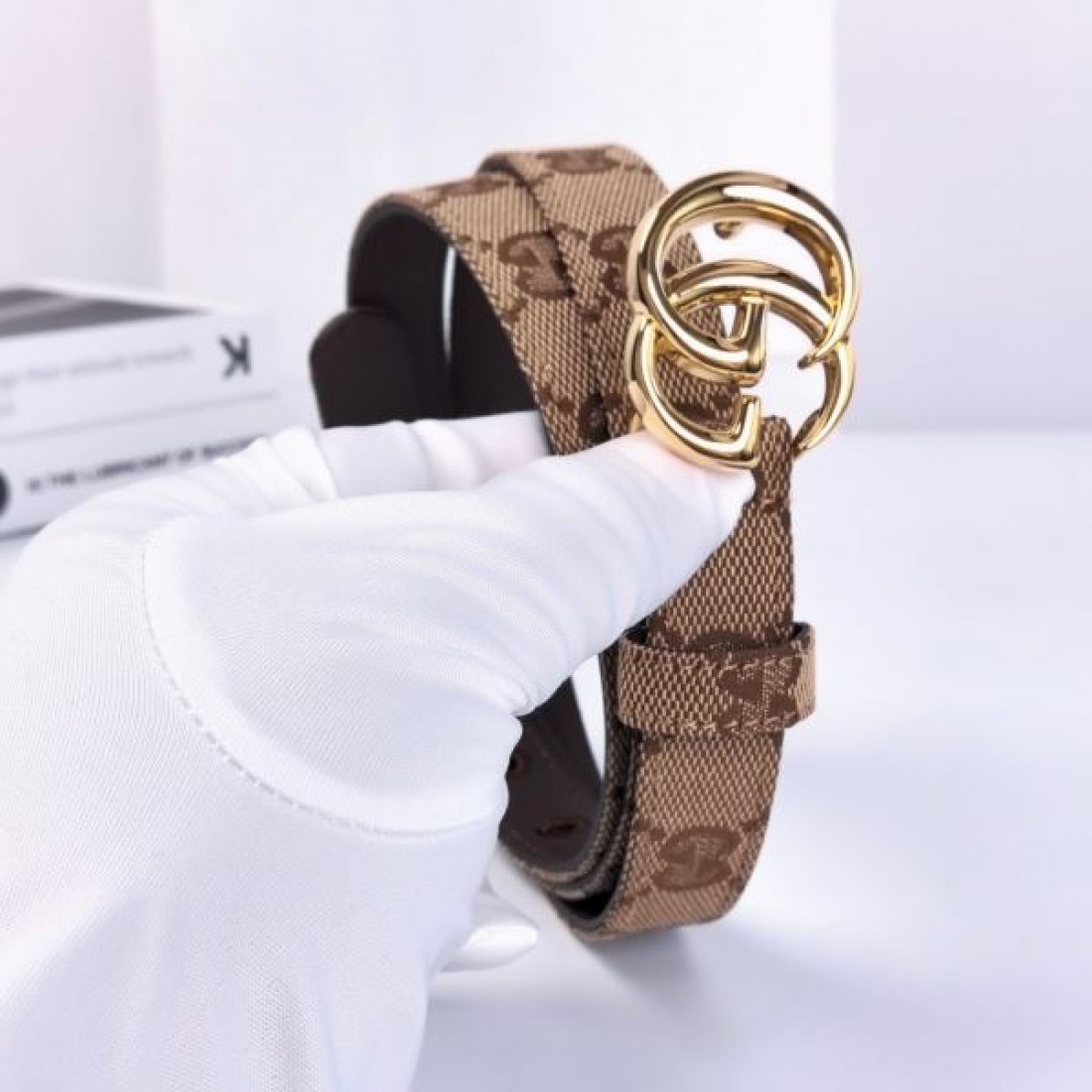 華やかでスタイリッシュな グッチ コピー ベルト GUCCI