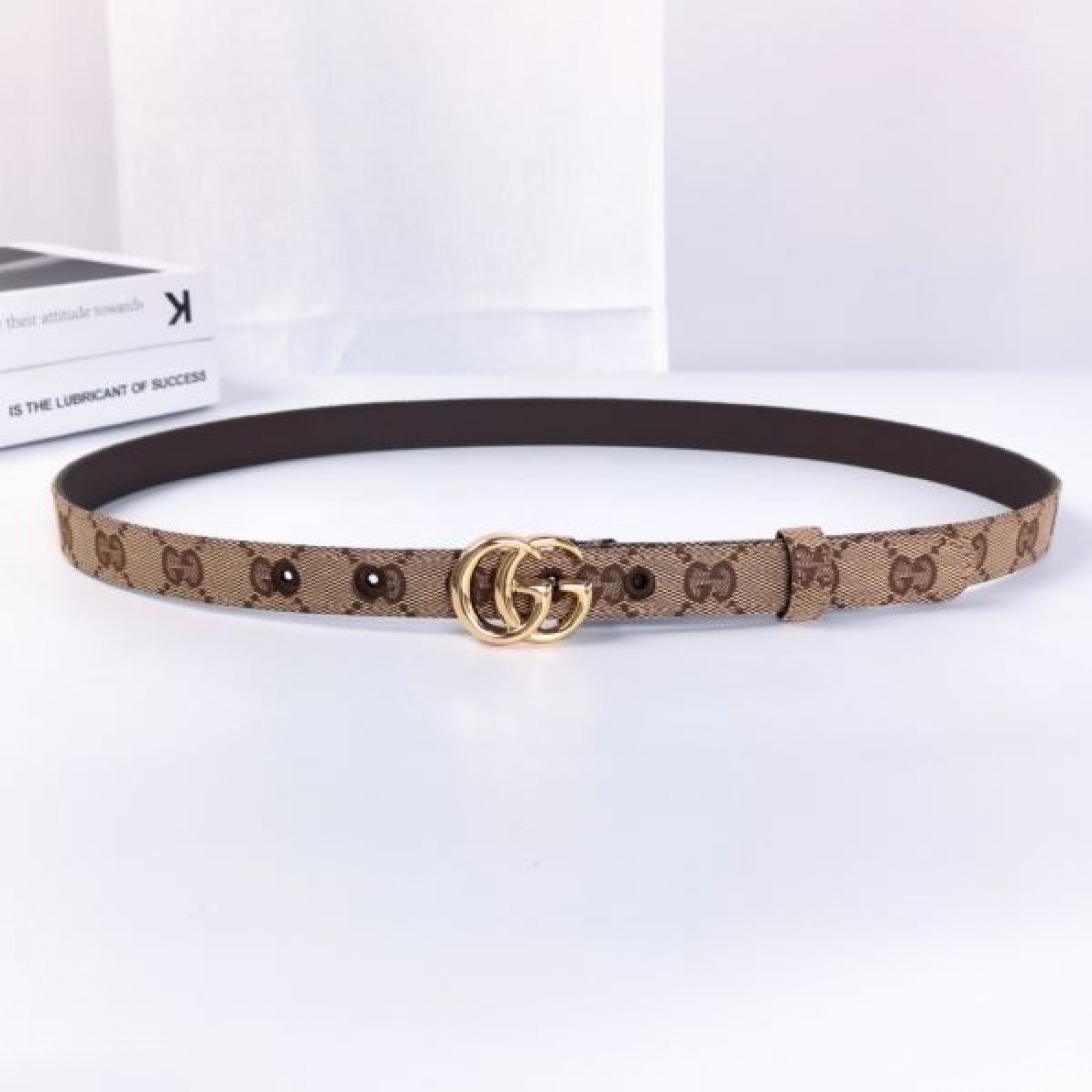 華やかでスタイリッシュな グッチ コピー ベルト GUCCI