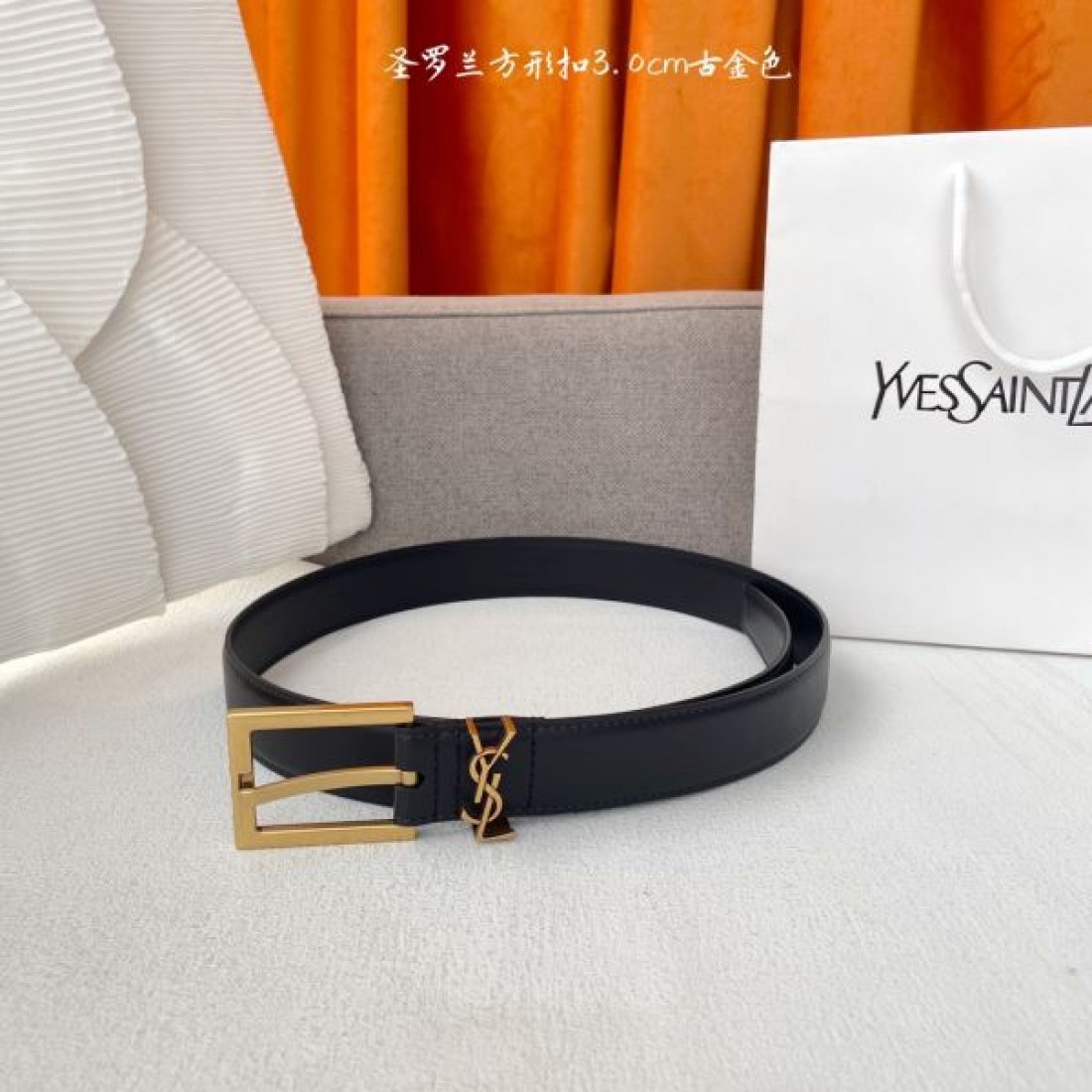 魅力的で存在感のある YSL イヴ サンローラン コピー ベルト