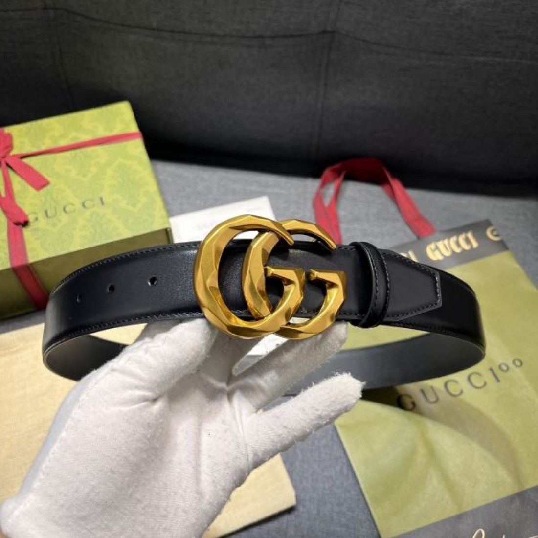 洗練された上質感 GUCCI グッチ コピー ベルト ラグジュアリーな魅力